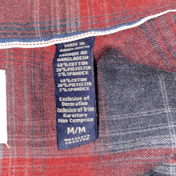 Wrangler red plaid button up shirt size medium - Picture 6 of 8